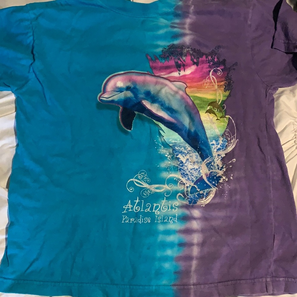 Tie- dye short sleeve shirt